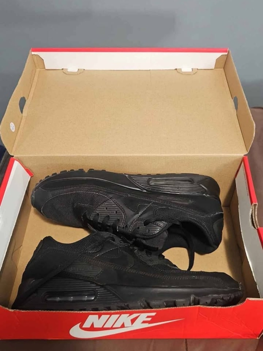 Nike Men's Black Air Max 90